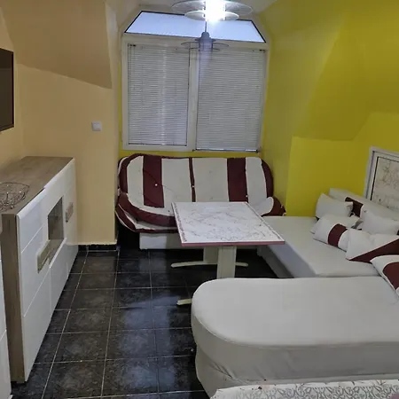 Pomponi Apartament *